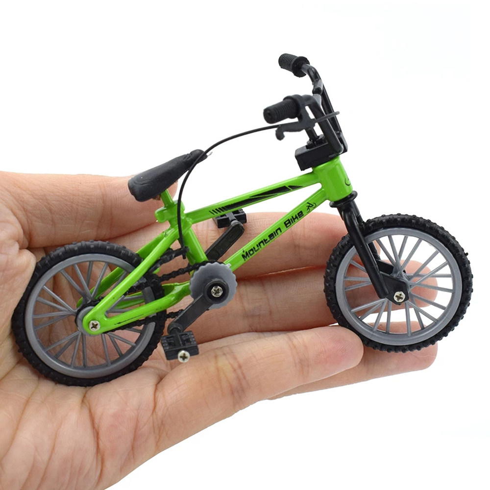 โลหะผสมคุณภาพสูงสำหรับเด็กผู้ช - Picture Of Mountain Biking บทวิจารณ์และราคา